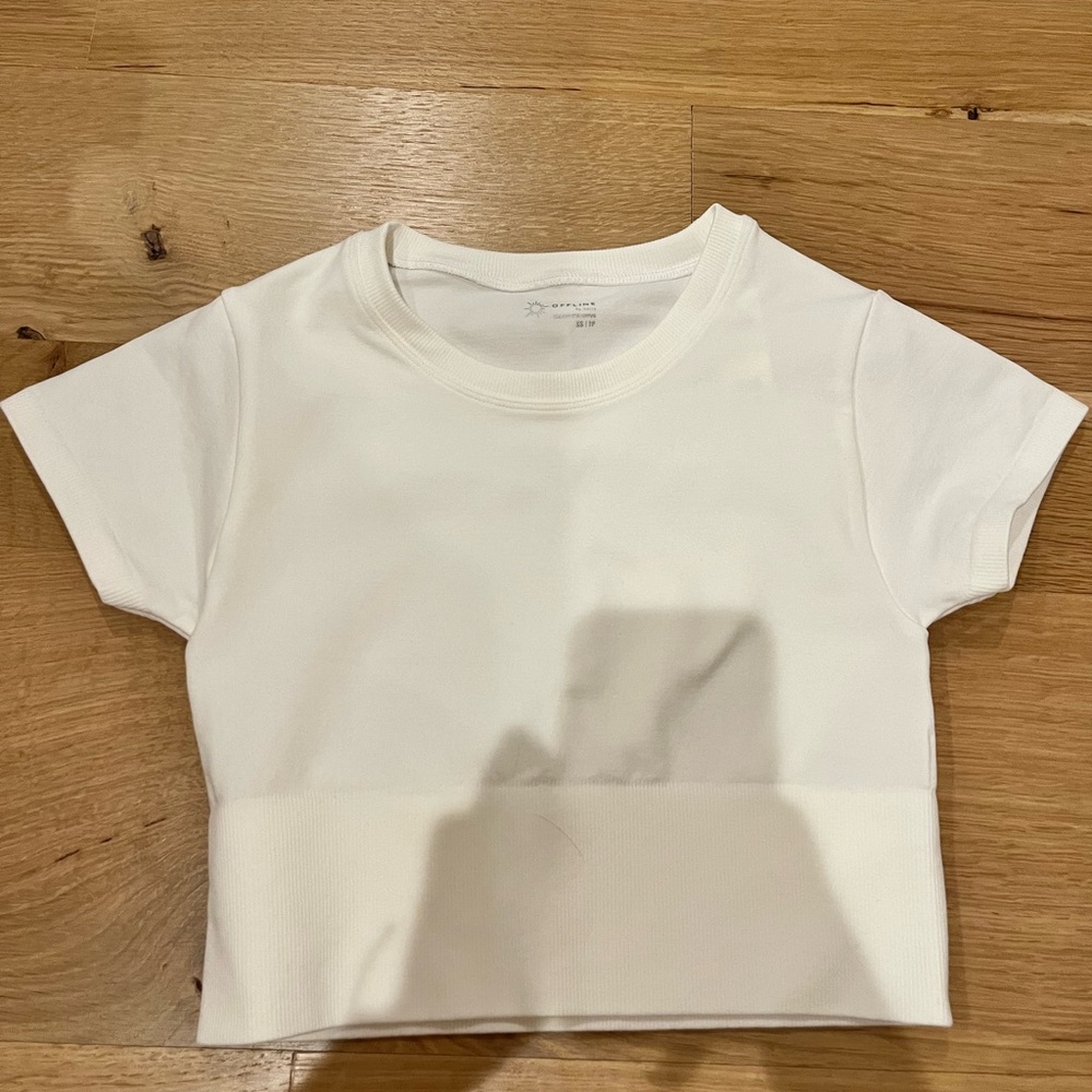 Offline by Aerie Women's Sidewalk Seamless Cropped T-Shirt size XS white